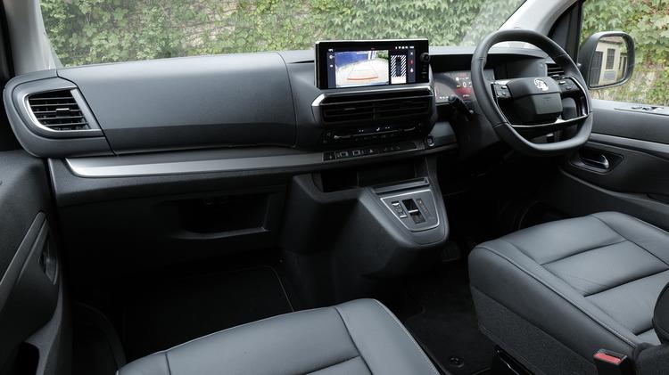 Vauxhall VIVARO LIFE ELECTRIC ESTATE 100kW Design XL 75kWh 5dr Auto